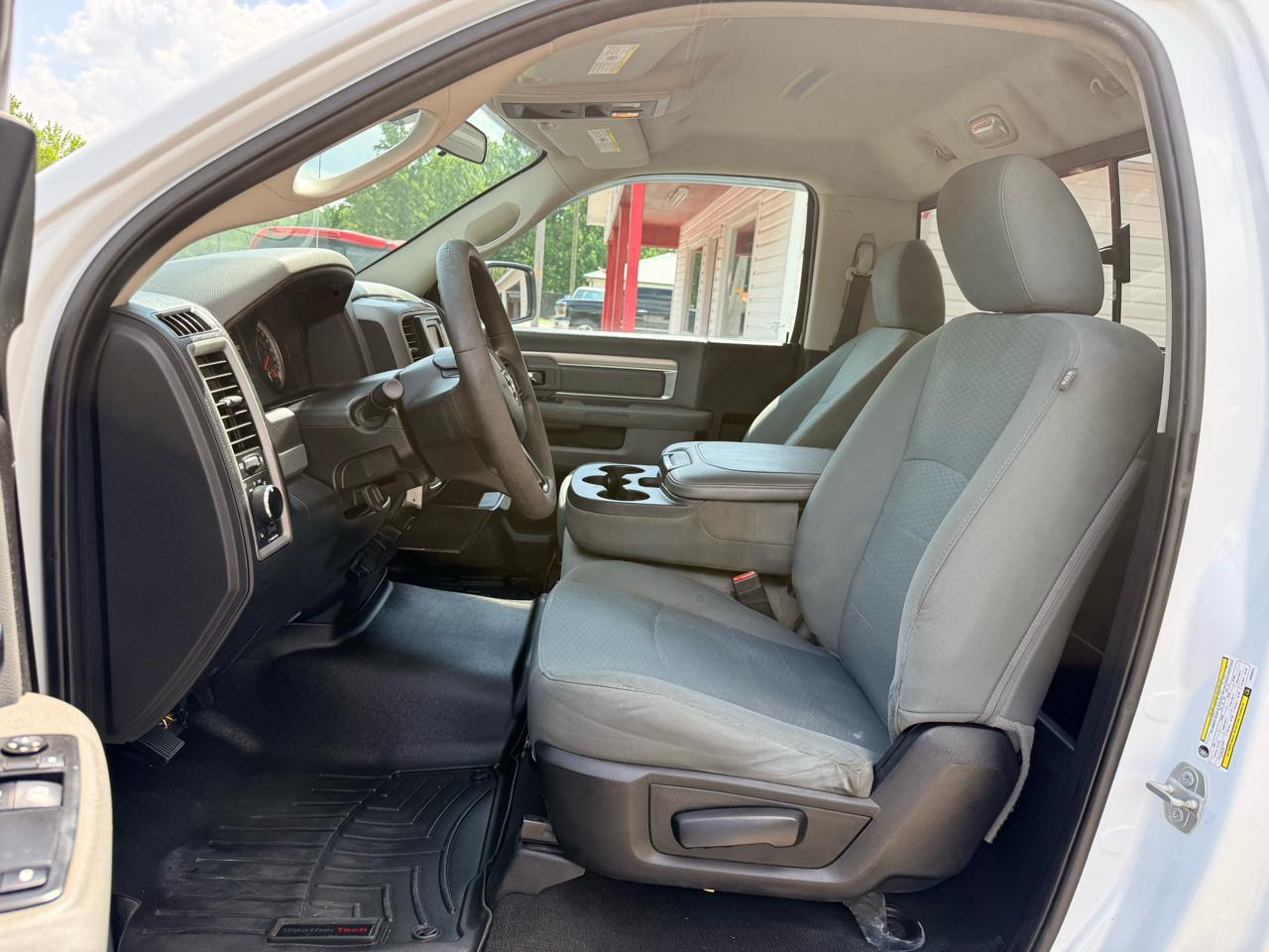 RAM 1500 2WD Reg Cab 120.5" ST 2018