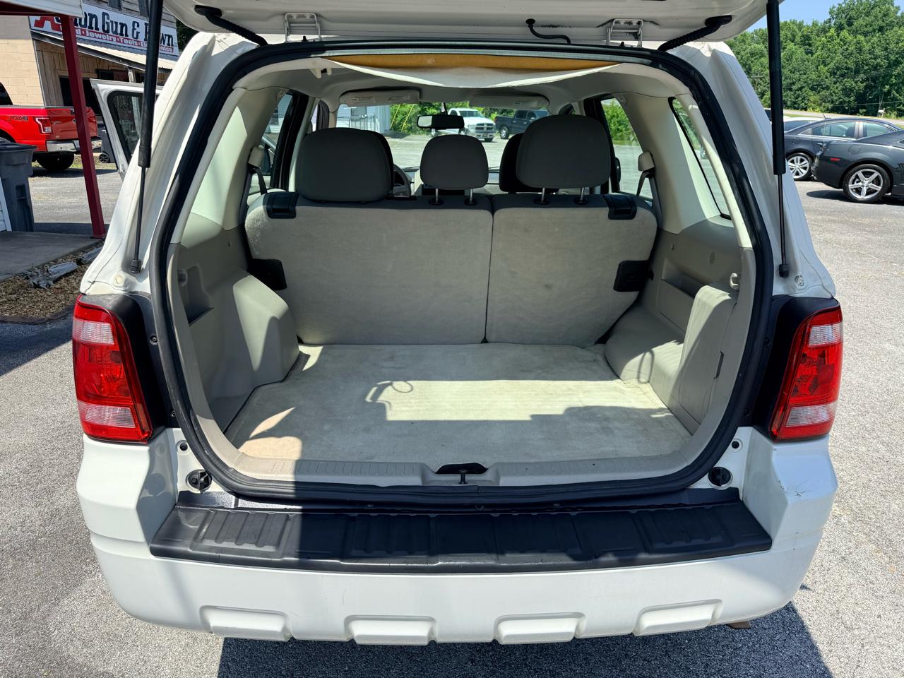 Ford Escape XLS FWD 2012