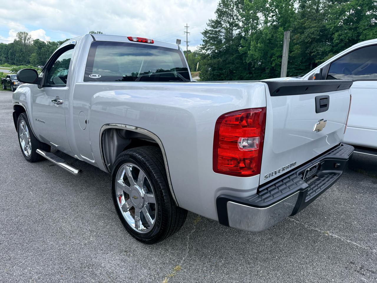 Chevrolet Silverado 1500 Work Truck 2WD 2011