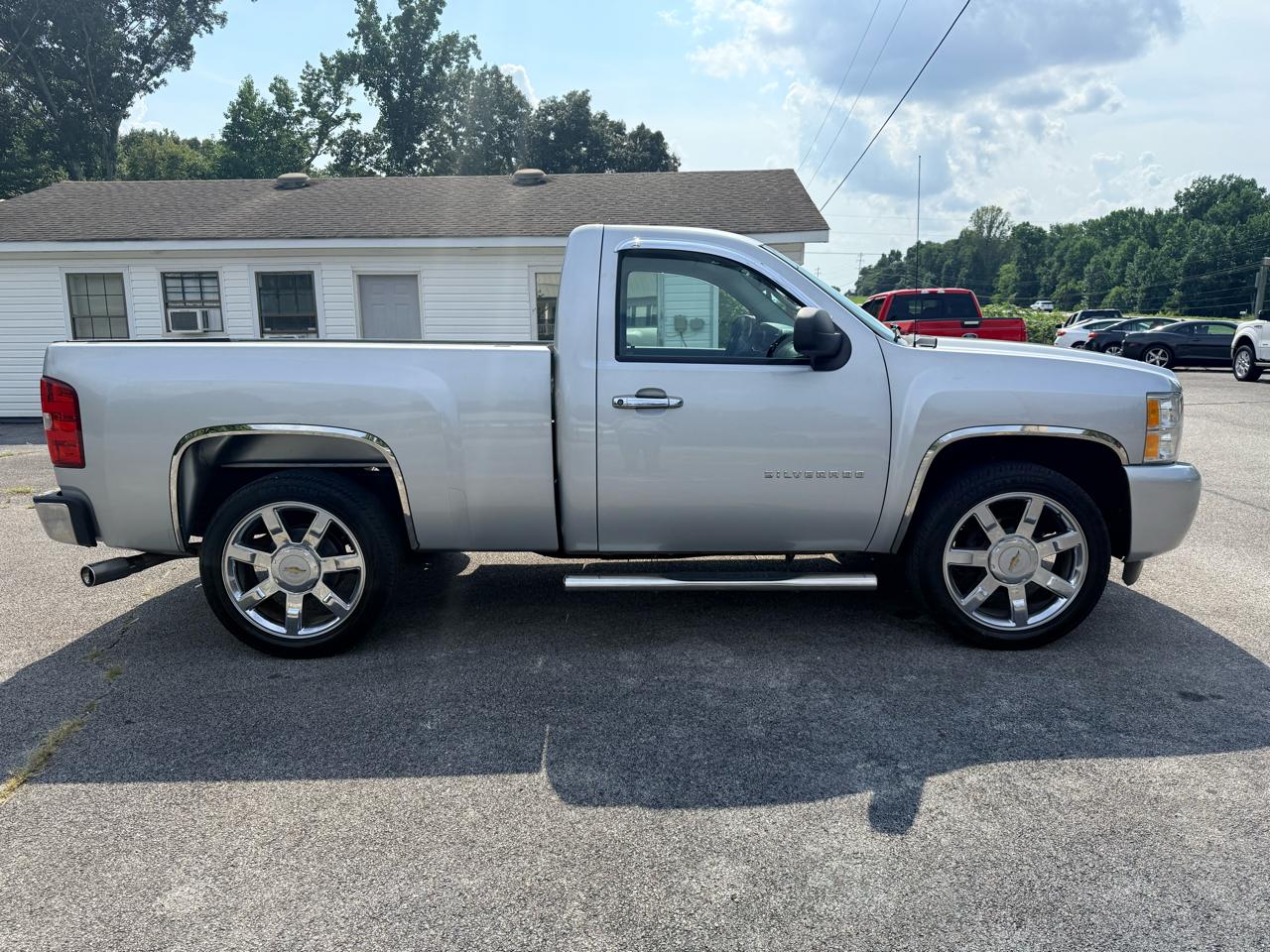 Chevrolet Silverado 1500 Work Truck 2WD 2011