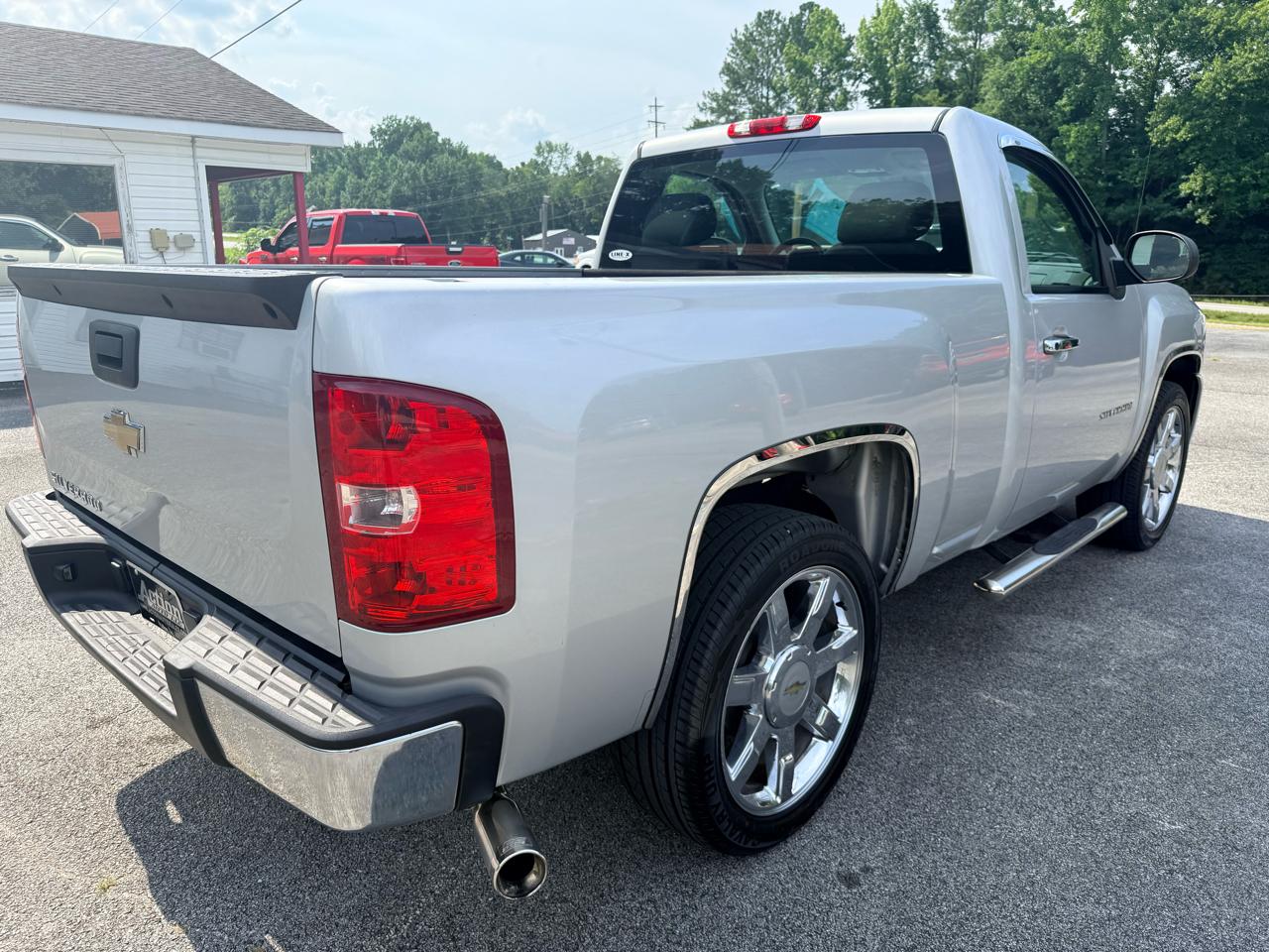 Chevrolet Silverado 1500 Work Truck 2WD 2011