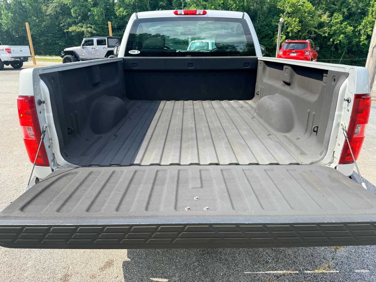 Chevrolet Silverado 1500 Work Truck 2WD 2011