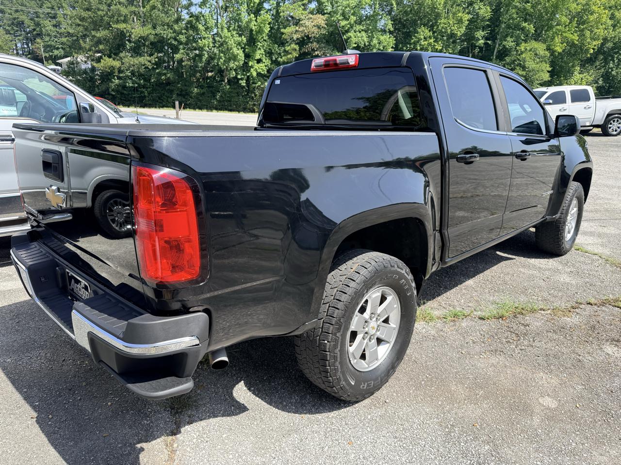 Chevrolet Colorado Work Truck Crew Cab 2WD Short Box 2017