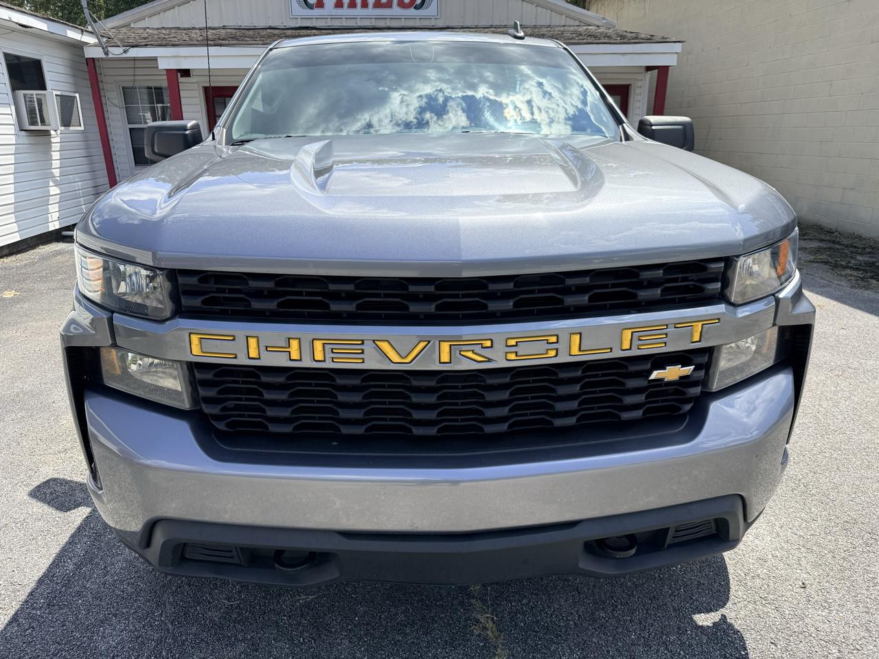 Chevrolet Silverado 1500 Limited Custom Crew Cab Short Box 2WD 2022