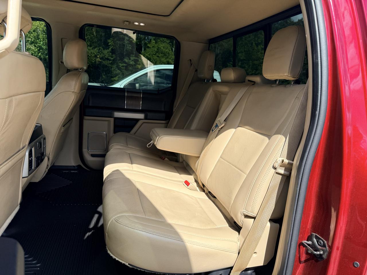 Ford F-150 Lariat SuperCrew 5.5-ft. Bed 2WD 2017