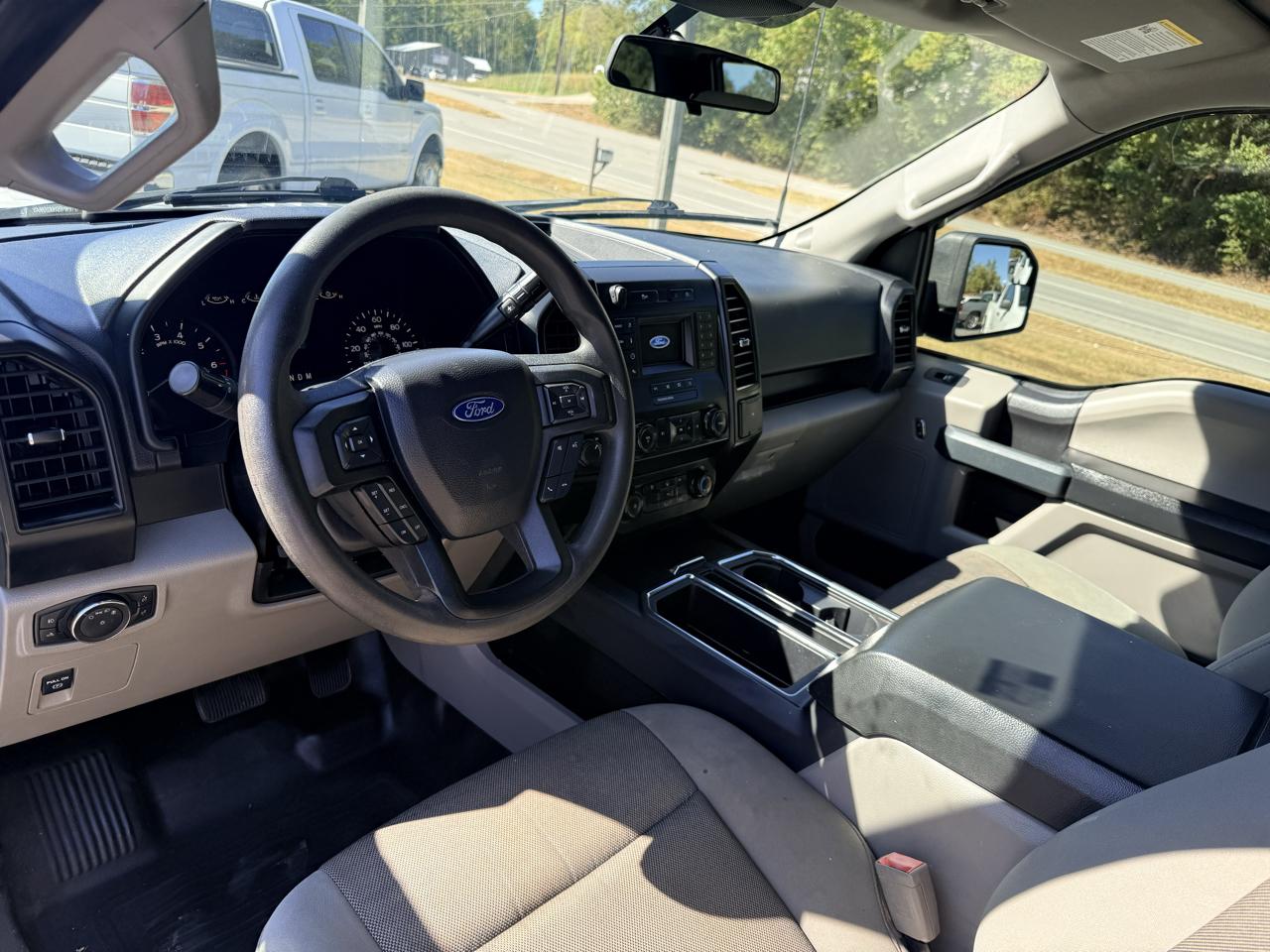 Ford F-150 XL SuperCrew 5.5-ft. Bed 4WD 2019