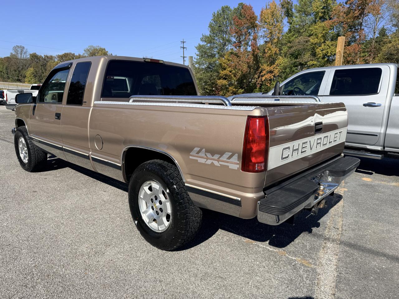 Chevrolet C/K 1500 Ext. Cab 6.5-ft. Bed 4WD 1996