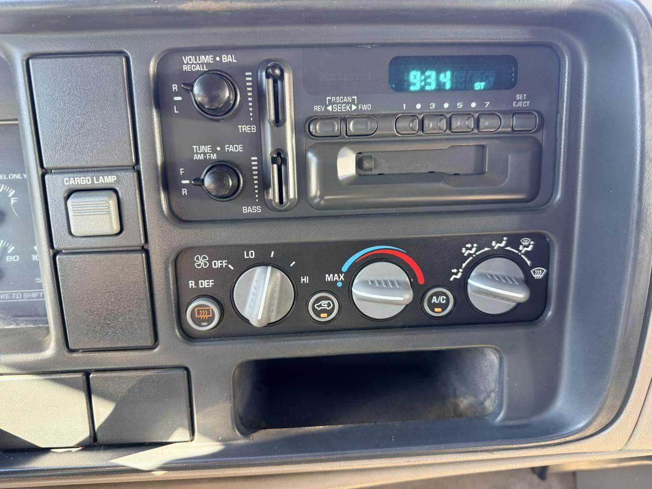 Chevrolet C/K 1500 Ext. Cab 6.5-ft. Bed 4WD 1996