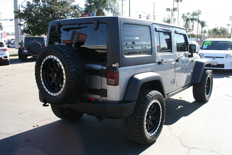 Jeep Wrangler Unlimited 4WD 4dr Freedom Edition *Ltd Avail* 2013