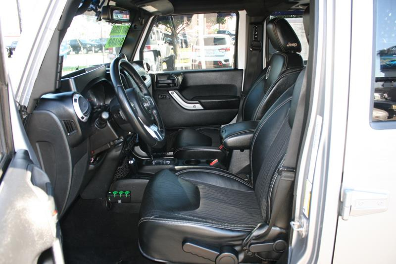 Jeep Wrangler Unlimited 4WD 4dr Freedom Edition *Ltd Avail* 2013