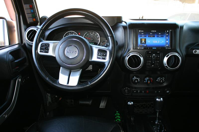 Jeep Wrangler Unlimited 4WD 4dr Freedom Edition *Ltd Avail* 2013