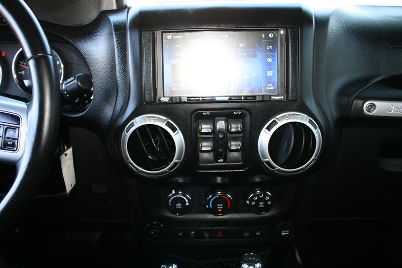 Jeep Wrangler Unlimited 4WD 4dr Freedom Edition *Ltd Avail* 2013