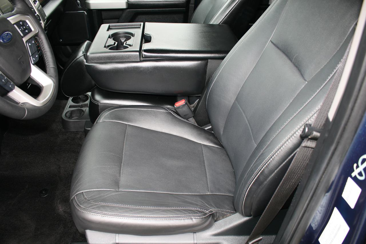 Ford F-150 2WD SuperCrew 145" Lariat 2015 Ford F-150 2WD SuperCrew 145" Lariat 2015