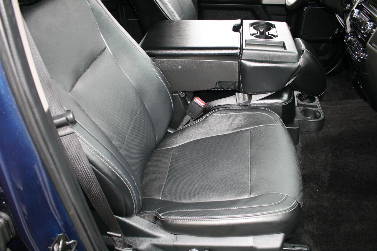 Ford F-150 2WD SuperCrew 145" Lariat 2015 Ford F-150 2WD SuperCrew 145" Lariat 2015