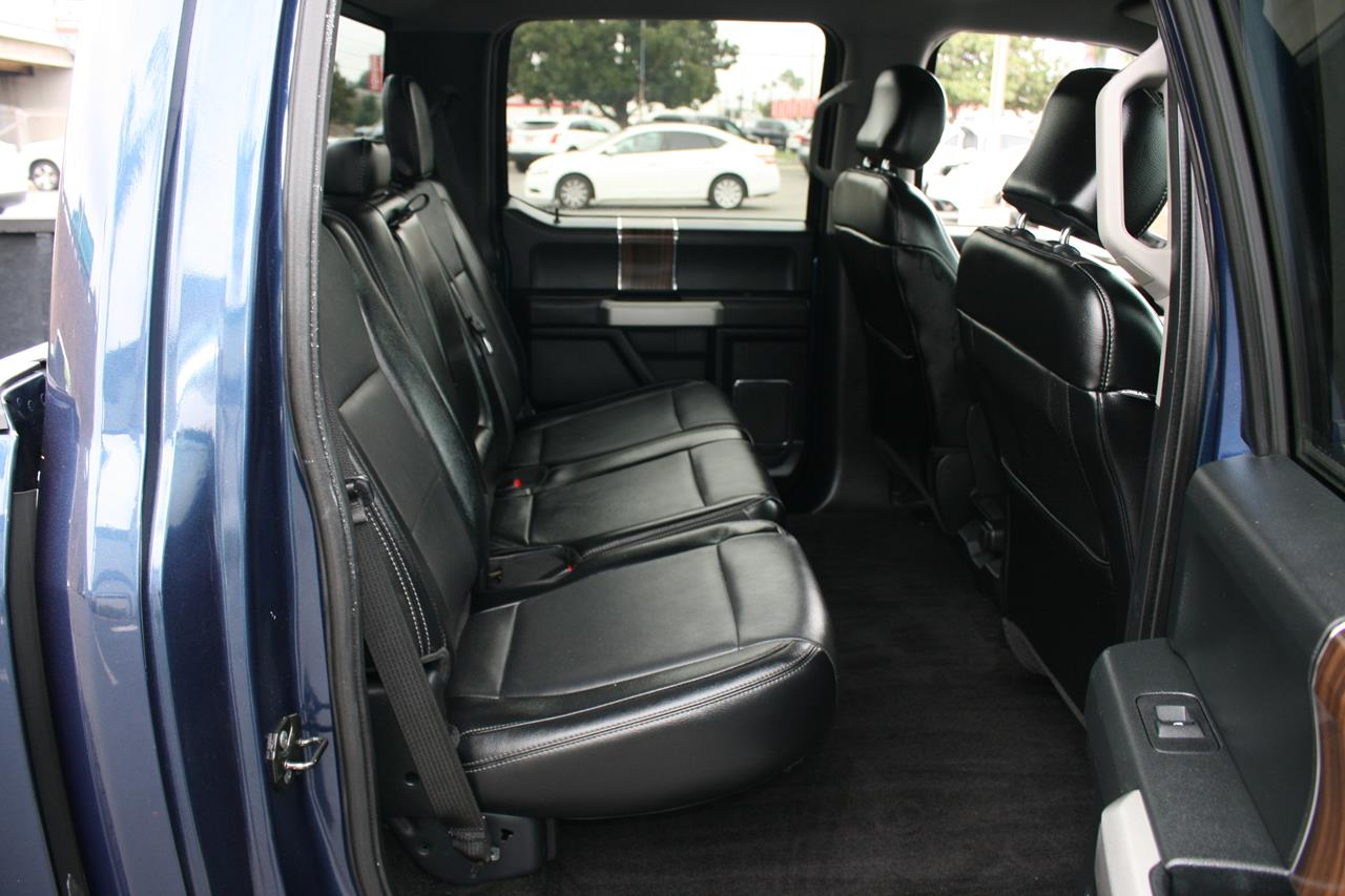 Ford F-150 2WD SuperCrew 145" Lariat 2015 Ford F-150 2WD SuperCrew 145" Lariat 2015