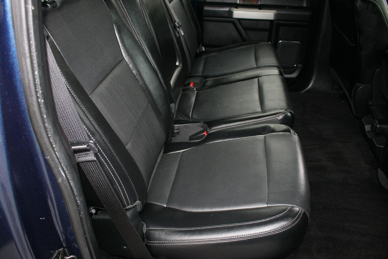 Ford F-150 2WD SuperCrew 145" Lariat 2015 Ford F-150 2WD SuperCrew 145" Lariat 2015