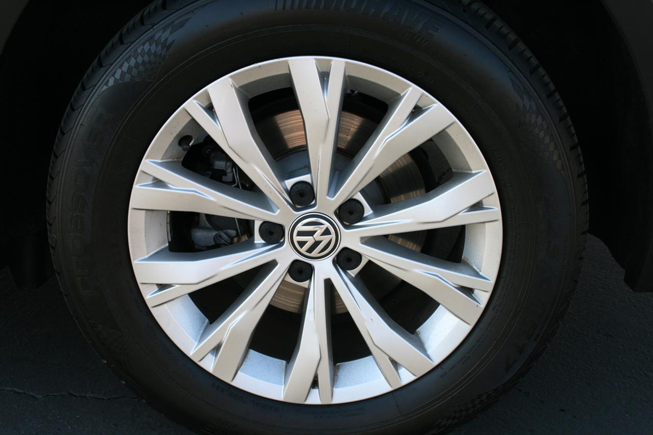Volkswagen Tiguan 2.0T S FWD 2019 Volkswagen Tiguan 2.0T S FWD 2019