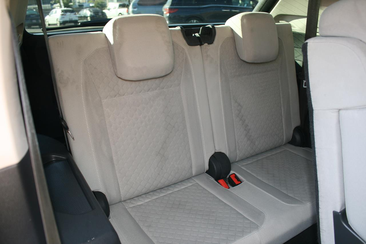 Volkswagen Tiguan 2.0T S FWD 2019 Volkswagen Tiguan 2.0T S FWD 2019