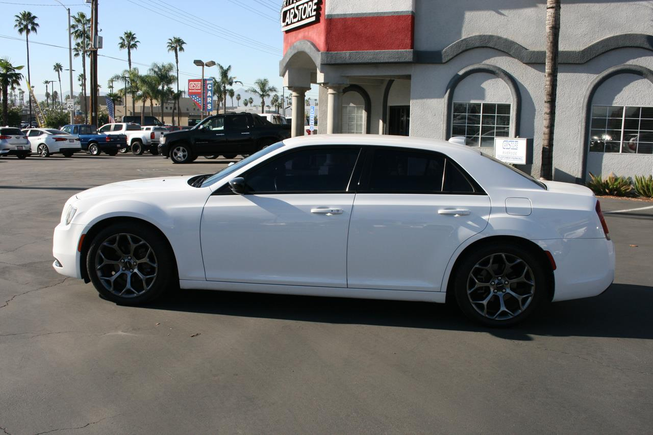 Chrysler 300 Touring RWD 2018 Chrysler 300 Touring RWD 2018