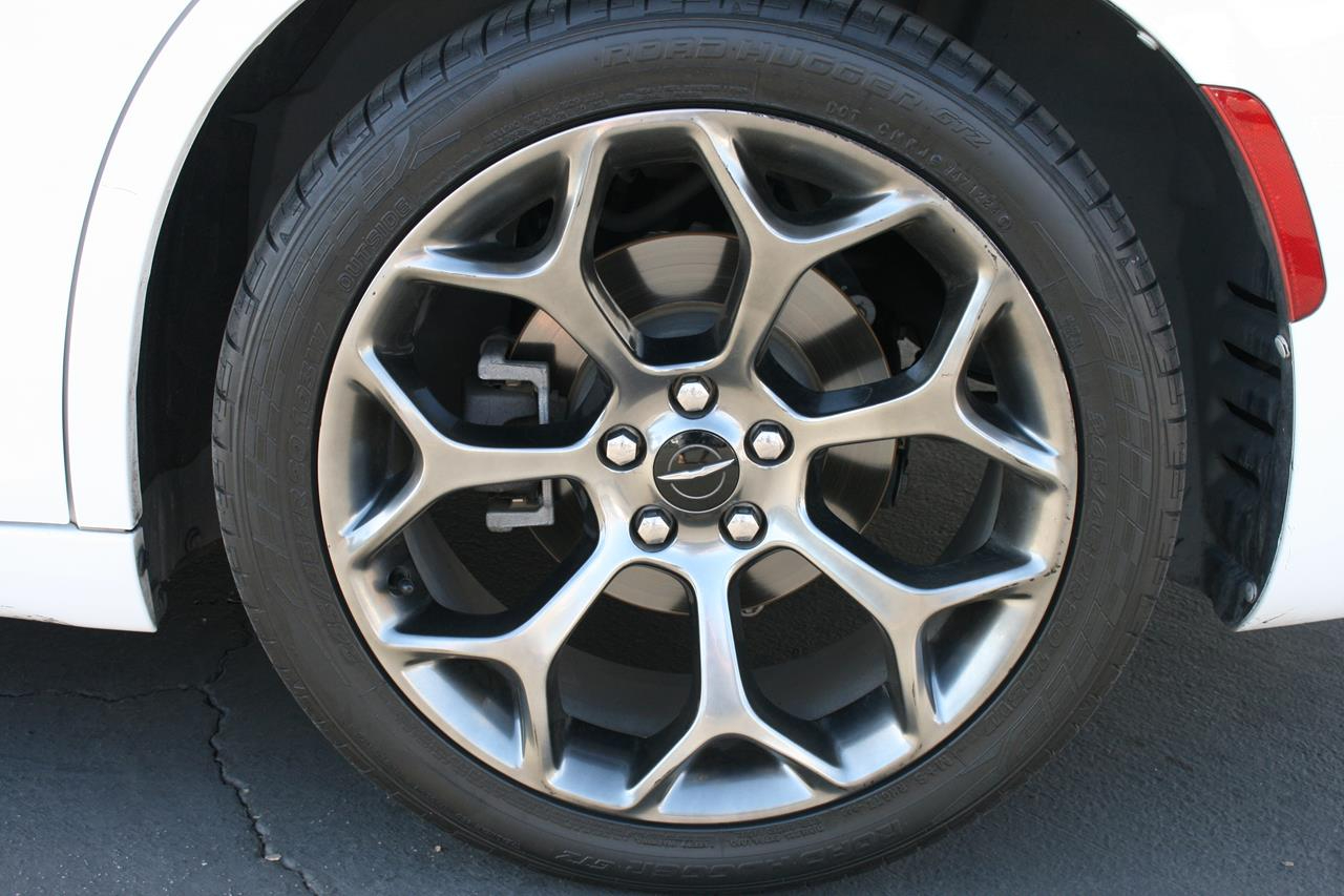 Chrysler 300 Touring RWD 2018 Chrysler 300 Touring RWD 2018