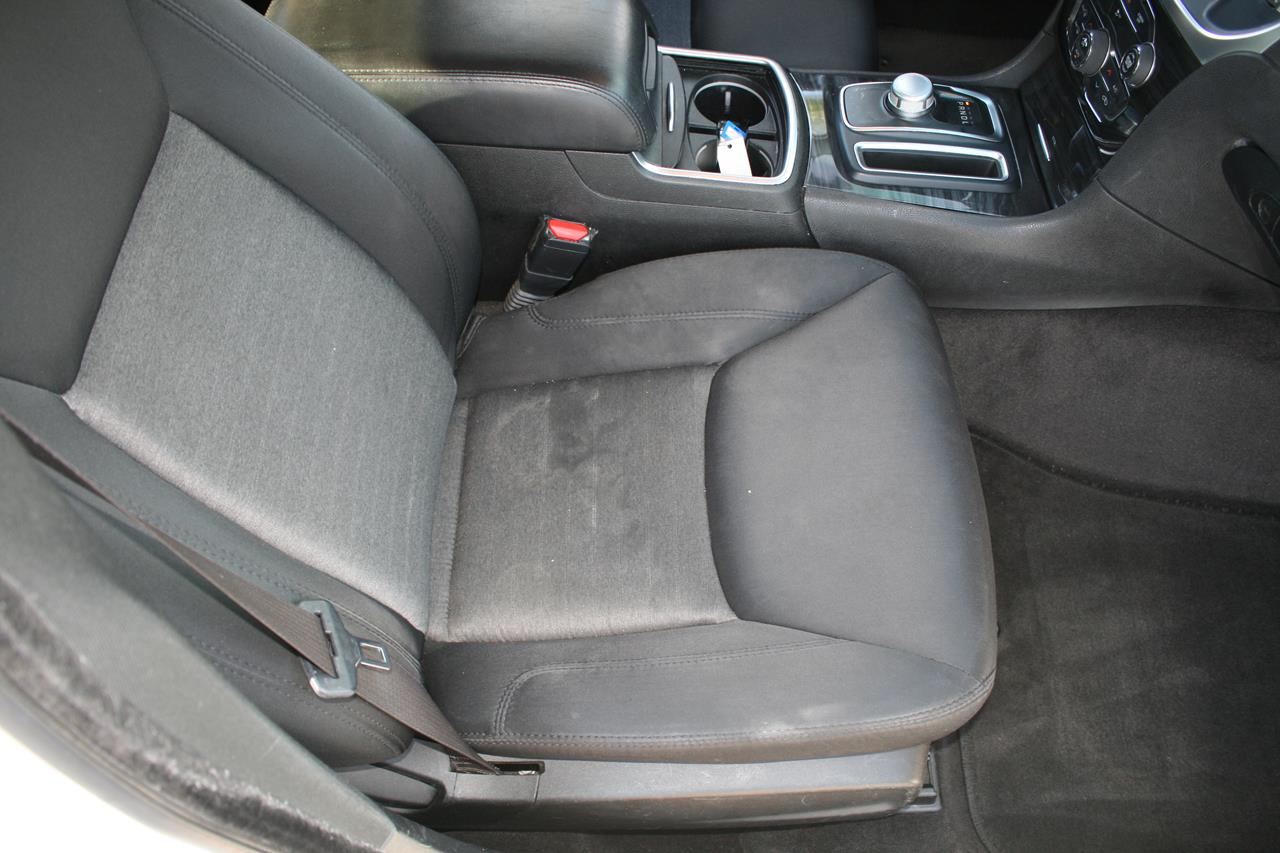 Chrysler 300 Touring RWD 2018 Chrysler 300 Touring RWD 2018