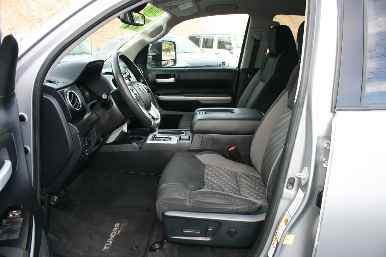 Toyota Tundra 4WD TRD Pro CrewMax 5.5' Bed 5.7L FFV (Natl) 2018