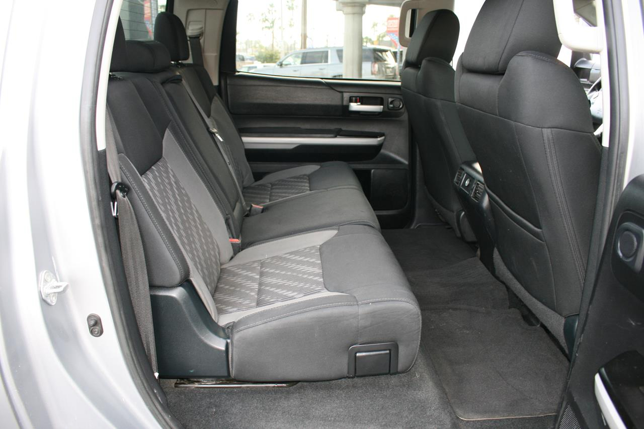 Toyota Tundra 4WD TRD Pro CrewMax 5.5' Bed 5.7L FFV (Natl) 2018