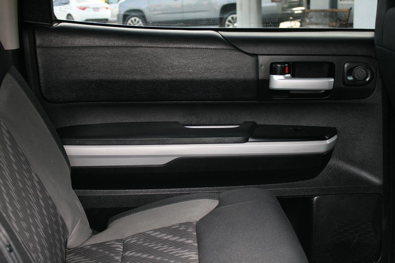 Toyota Tundra 4WD TRD Pro CrewMax 5.5' Bed 5.7L FFV (Natl) 2018