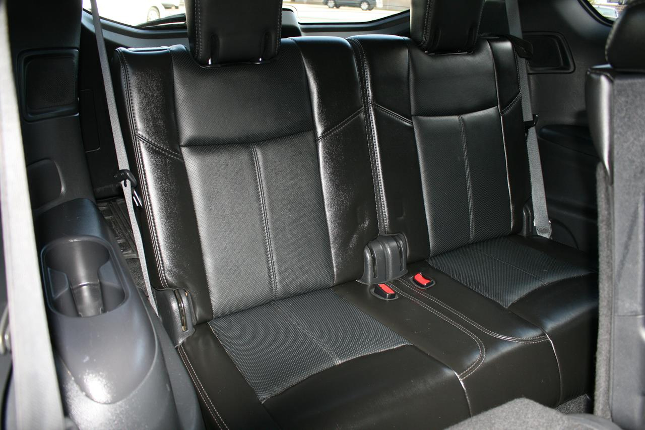 Nissan Pathfinder 2WD 4dr Platinum 2014