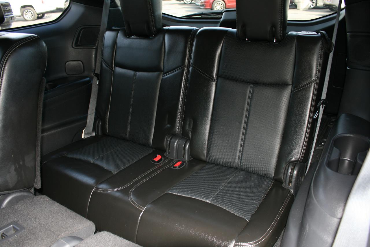 Nissan Pathfinder 2WD 4dr Platinum 2014