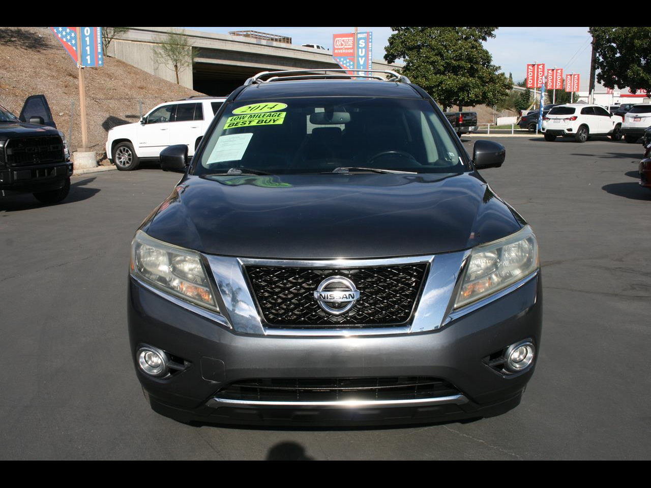 Nissan Pathfinder 2WD 4dr Platinum 2014