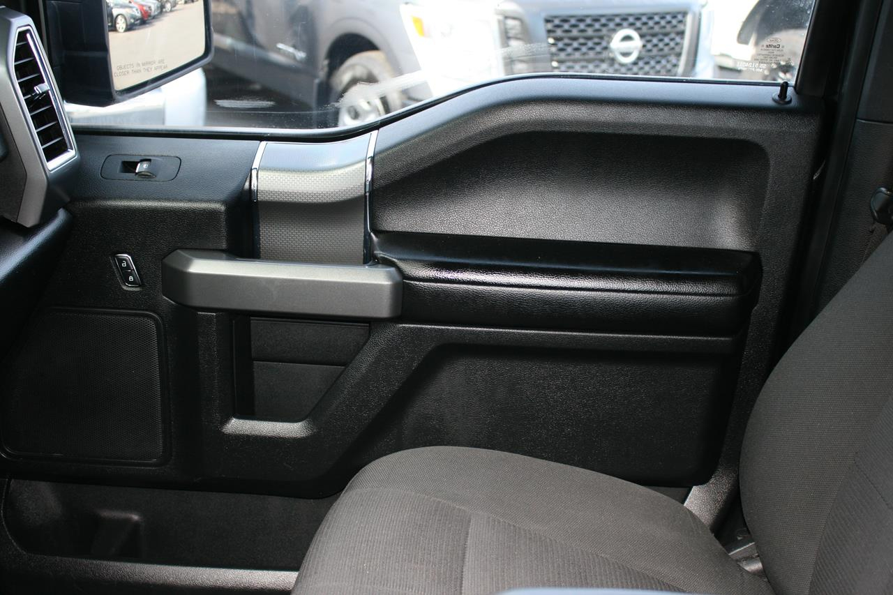 Ford F-150 2WD SuperCrew 157" XLT 2015