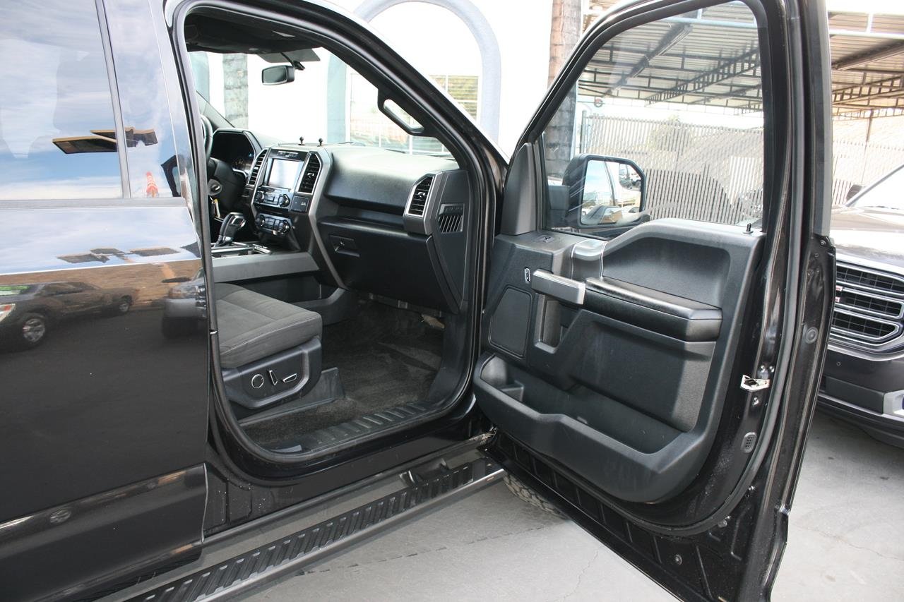 Ford F-150 2WD SuperCrew 157" XLT 2015