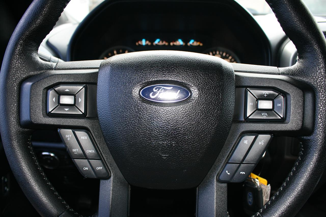 Ford F-150 2WD SuperCrew 157" XLT 2015