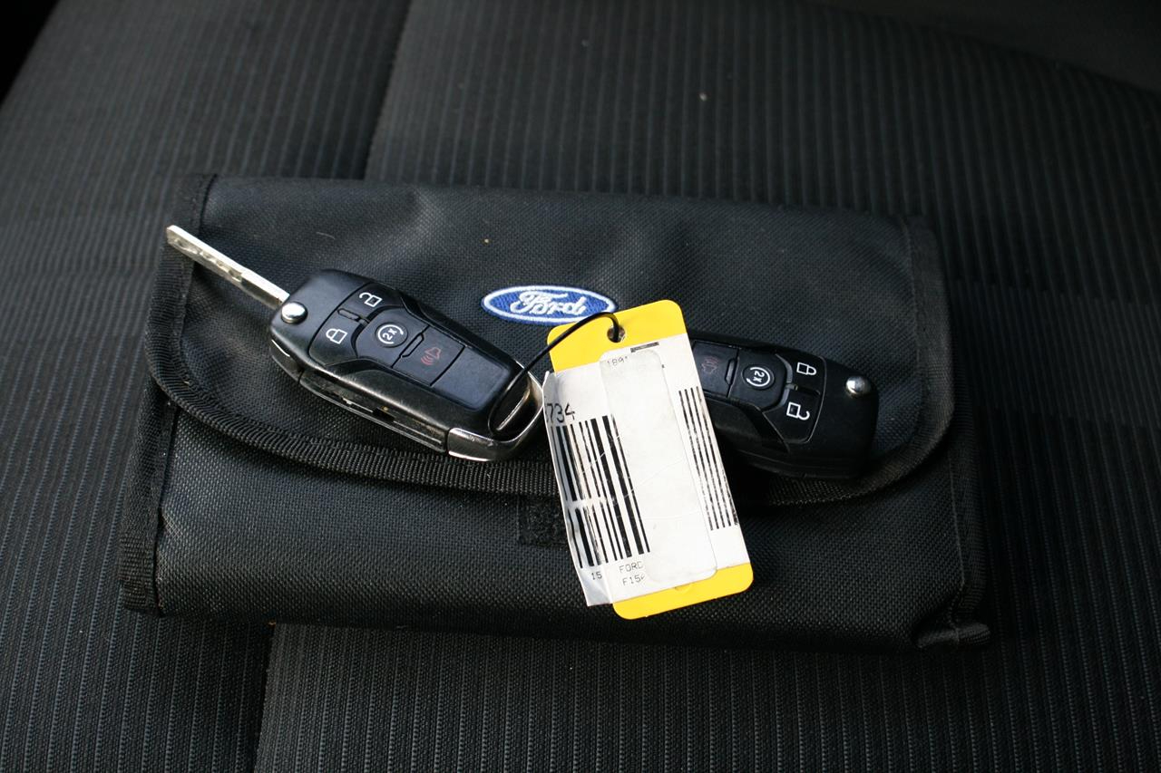 Ford F-150 2WD SuperCrew 157" XLT 2015