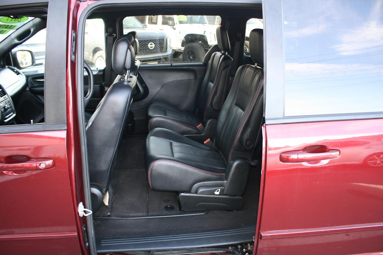 Dodge Grand Caravan GT Wagon Fleet 2017