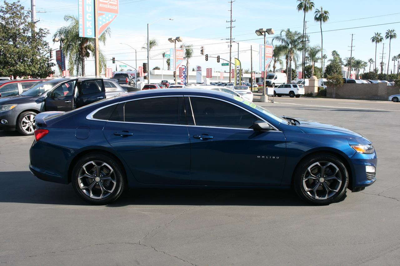 Chevrolet Malibu 4dr Sdn RS w/1SP 2019