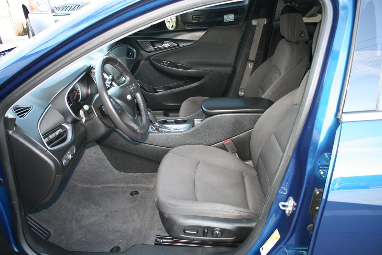 Chevrolet Malibu 4dr Sdn RS w/1SP 2019