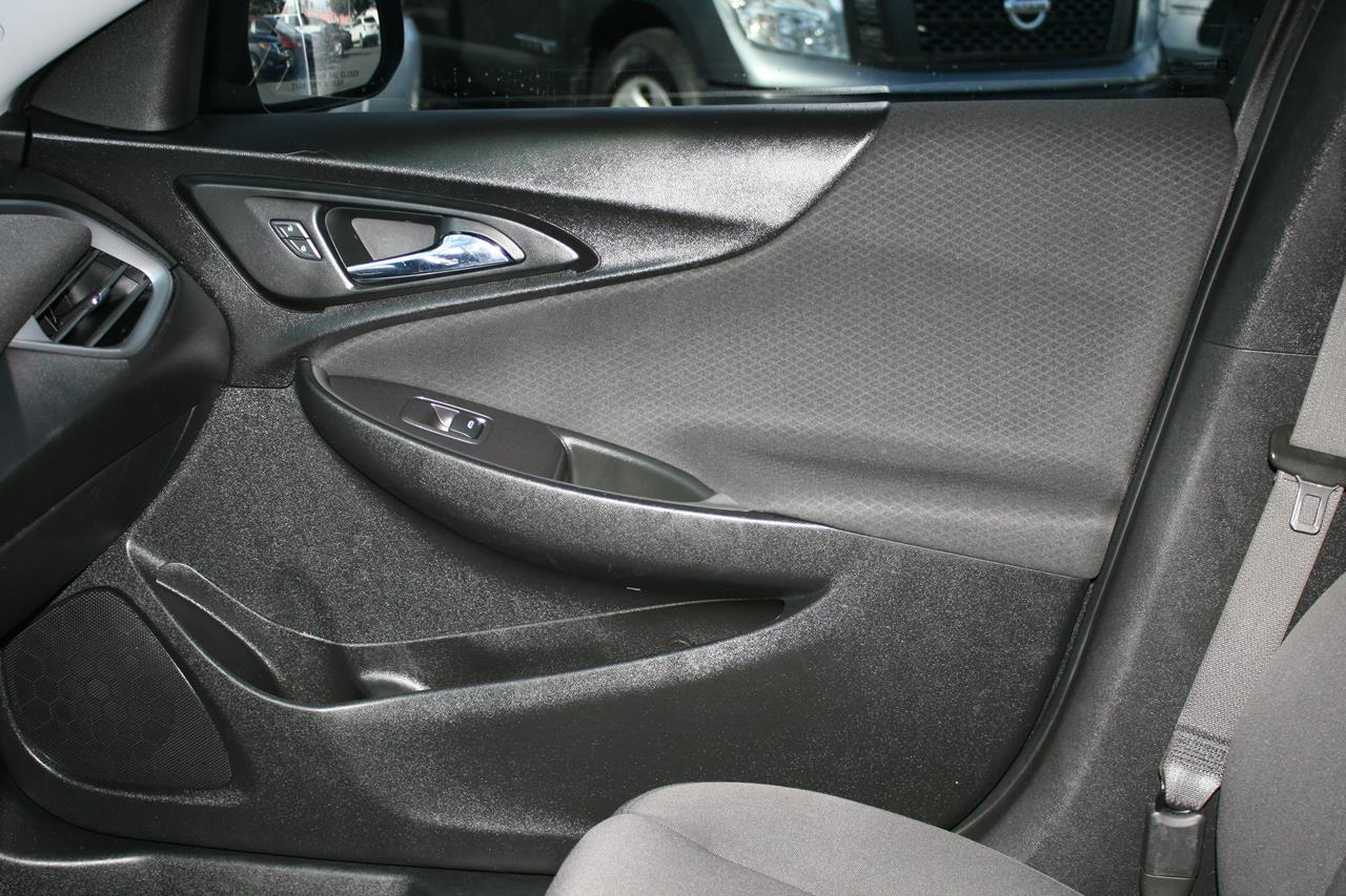 Chevrolet Malibu 4dr Sdn RS w/1SP 2019