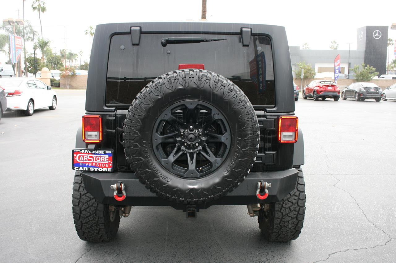 Jeep Wrangler Unlimited 4WD 4dr Sport 2016