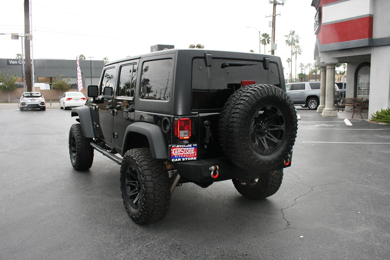 Jeep Wrangler Unlimited 4WD 4dr Sport 2016