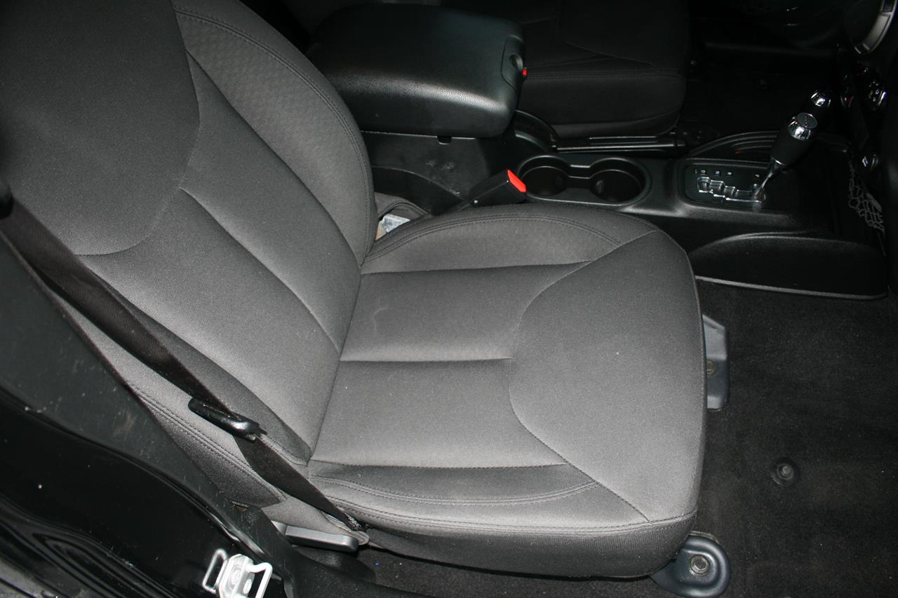 Jeep Wrangler Unlimited 4WD 4dr Sport 2016