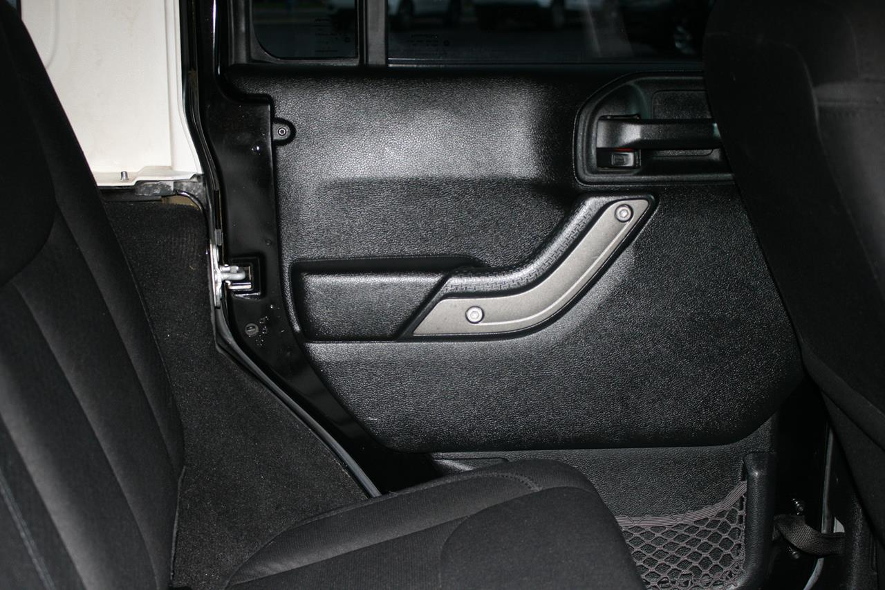 Jeep Wrangler Unlimited 4WD 4dr Sport 2016