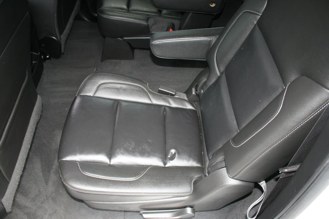 Chevrolet Suburban 2WD 4dr 1500 LT 2019