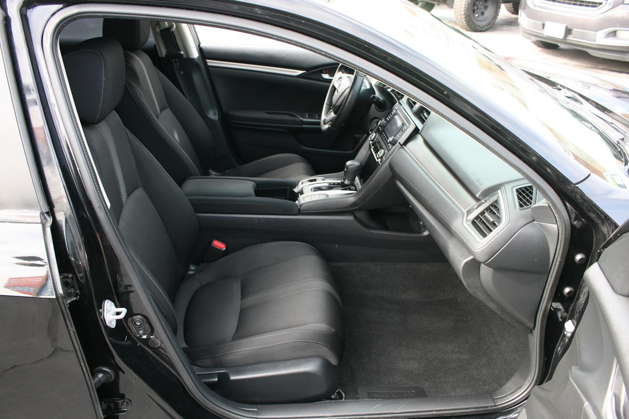 Honda Civic Sedan 4dr CVT LX 2016