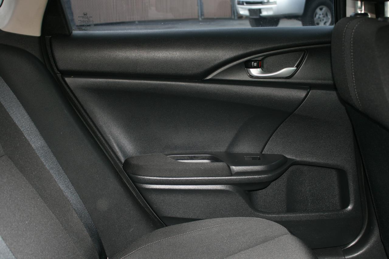 Honda Civic Sedan 4dr CVT LX 2016