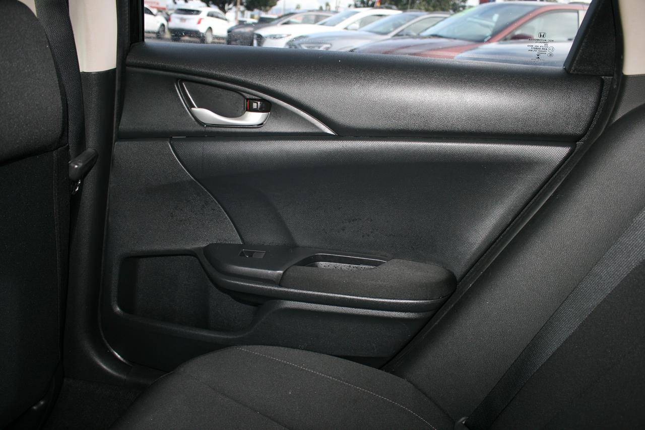 Honda Civic Sedan 4dr CVT LX 2016