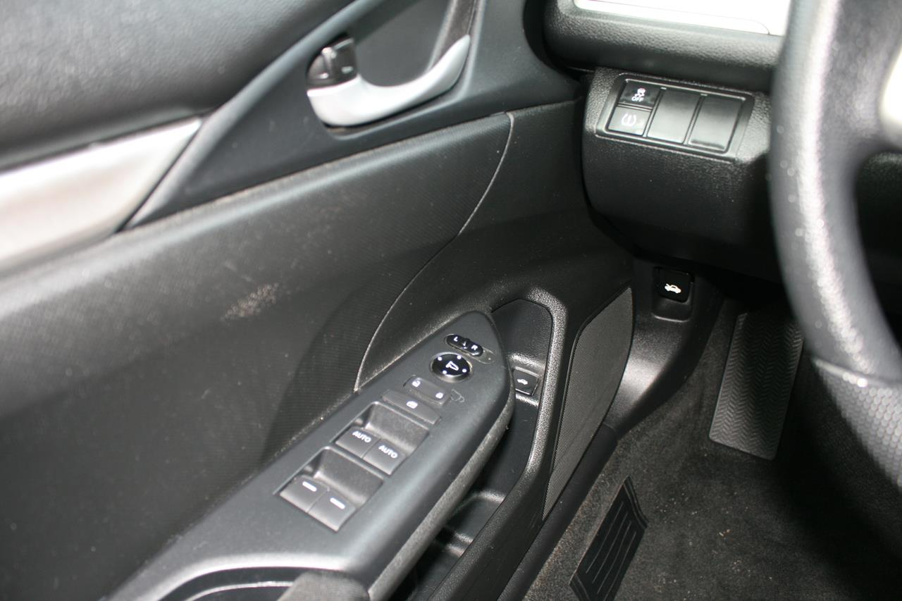 Honda Civic Sedan 4dr CVT LX 2016