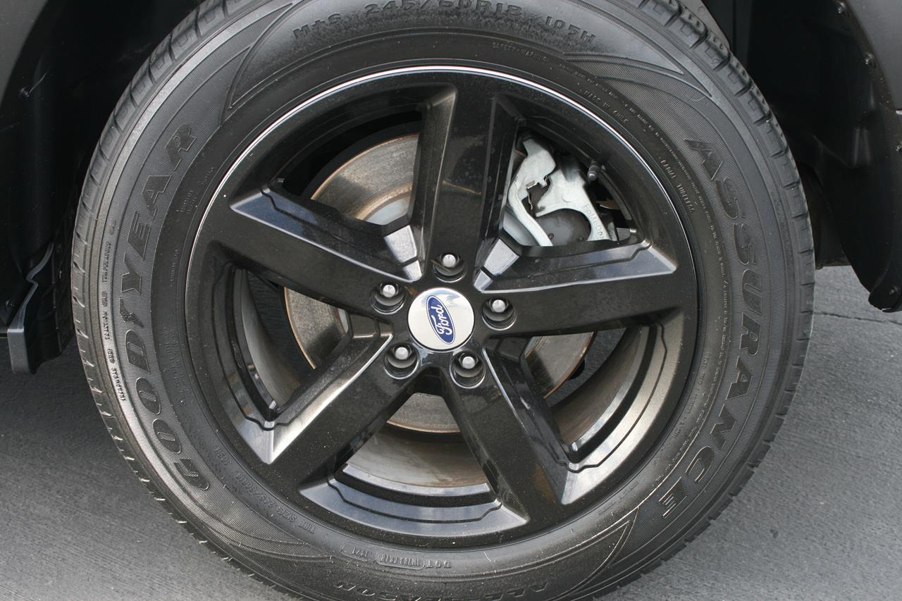 Ford Explorer XLT FWD 2018