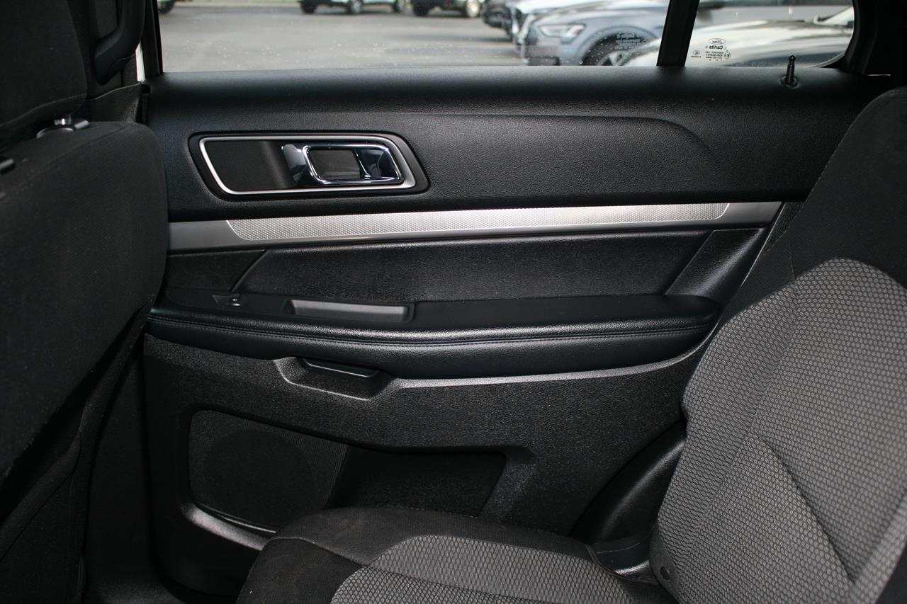 Ford Explorer XLT FWD 2018